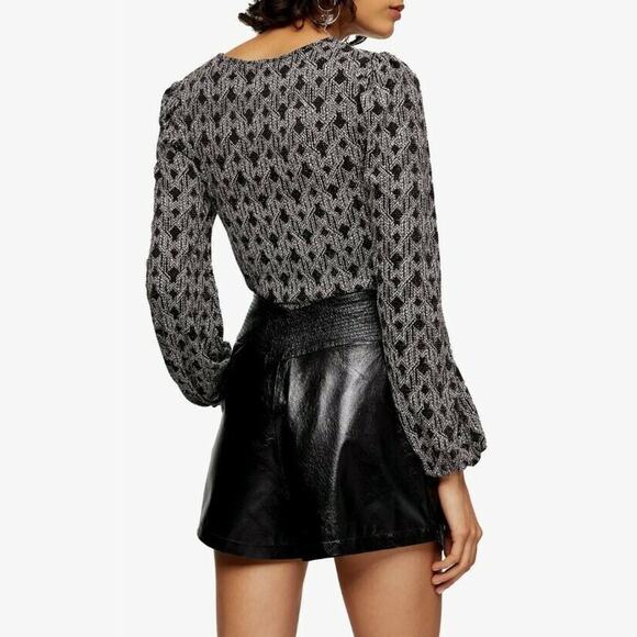 Topshop Women Black Lurex Zigzag Party Balloon Sleeve Cropped Blouse Size US 8 - Picture 2 of 4